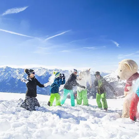 In Wald Near Krimml Waterfalls וואלד אים פינצגאו