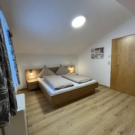 In Wald Near Krimml Waterfalls דירה