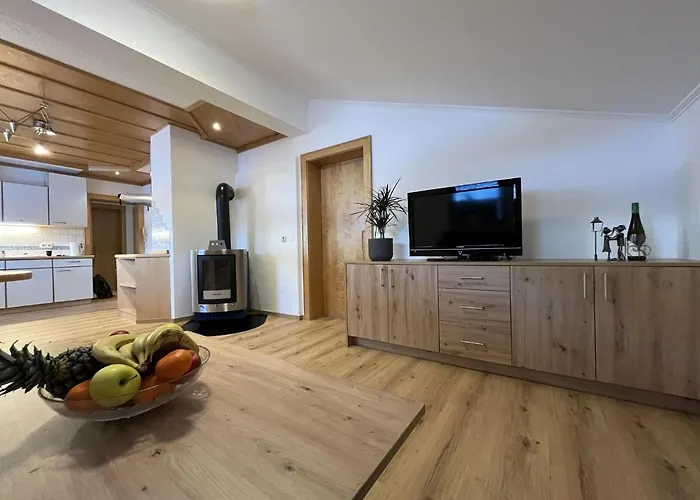 Daire In Wald Near Krimml Waterfalls