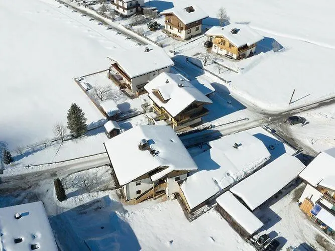 Daire In Wald Near Krimml Waterfalls Wald im Pinzgau